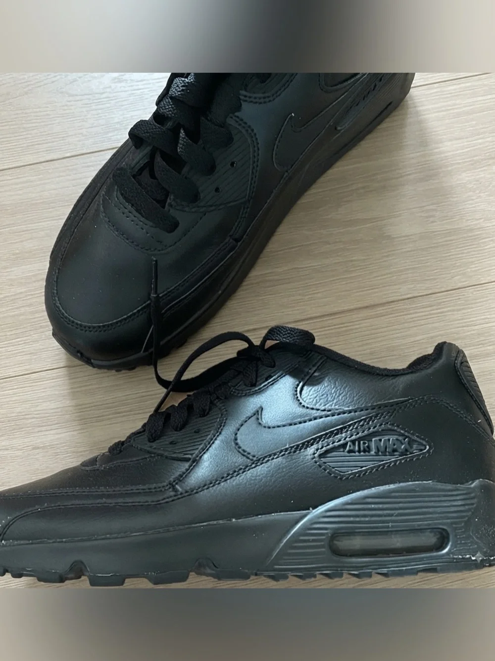 Nike Air Max Pro Sneakers Size 7Y - Blackout   🔥Great condition